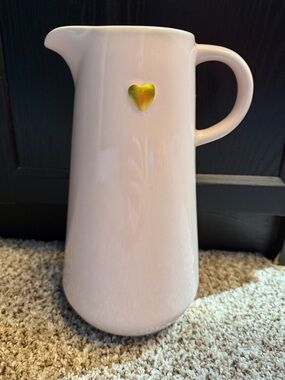 Ceramic Pitcher with Gold Heart Accent - Pale Pink
